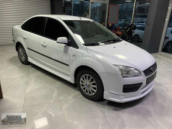 SORUNSUZ OTOMATİK BAKIMLI GERİ GÖRÜŞ KAMERA FOCUS