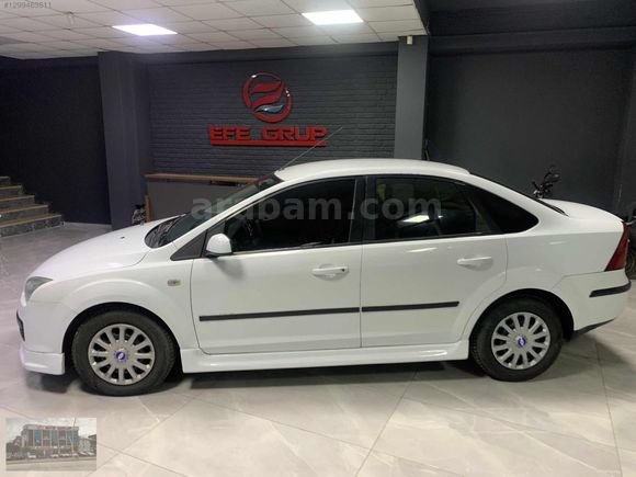 SORUNSUZ OTOMATİK BAKIMLI GERİ GÖRÜŞ KAMERA FOCUS