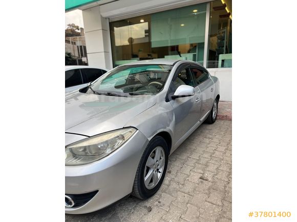 Sahibinden Renault Fluence 1.6 Extreme 2011 Model