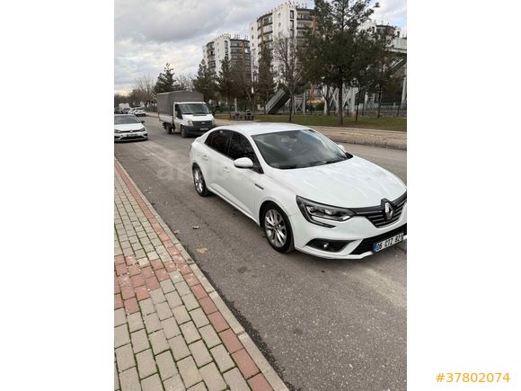 Sahibinden Temiz  Renault Megane 4 İcon
