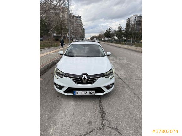 Sahibinden Temiz  Renault Megane 4 İcon
