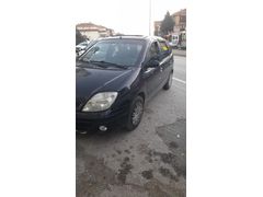 Sahibinden Renault Scenic 1.6 RXE 2001 Model  360.000 km Lacivert