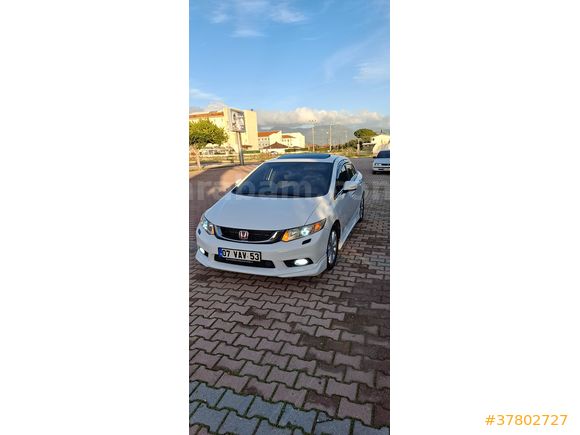 Sahibinden Honda Civic 1.6 i-VTEC Elegance 2012 Model 