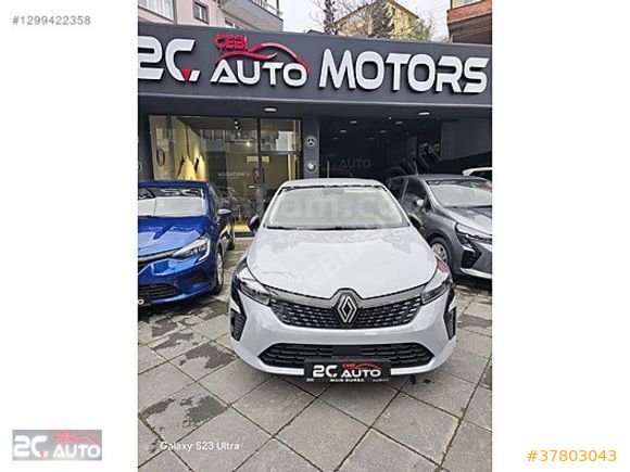 HATASIZ+SIFIR AYARINDA+DÜŞÜK KM+2025 KAYA GRİ CLİO