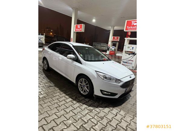 Sahibinden Ford Focus 1.6 TDCi Trend X 2017 Model  180 km Beyaz