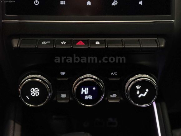 DEV MOTORS'TAN 2023 RENAULT CLİO 1.0 TCE HAYALET/K.ŞARJ/27.000KM