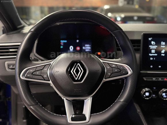 DEV MOTORS'TAN 2023 RENAULT CLİO 1.0 TCE HAYALET/K.ŞARJ/27.000KM