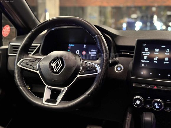 DEV MOTORS'TAN 2023 RENAULT CLİO 1.0 TCE HAYALET/K.ŞARJ/27.000KM