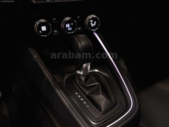 DEV MOTORS'TAN 2023 RENAULT CLİO 1.0 TCE HAYALET/K.ŞARJ/27.000KM