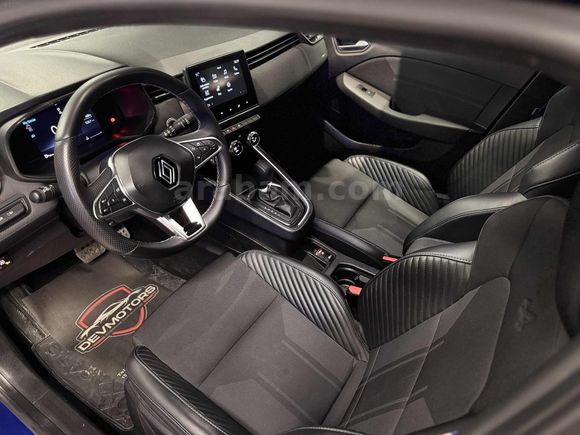 DEV MOTORS'TAN 2023 RENAULT CLİO 1.0 TCE HAYALET/K.ŞARJ/27.000KM