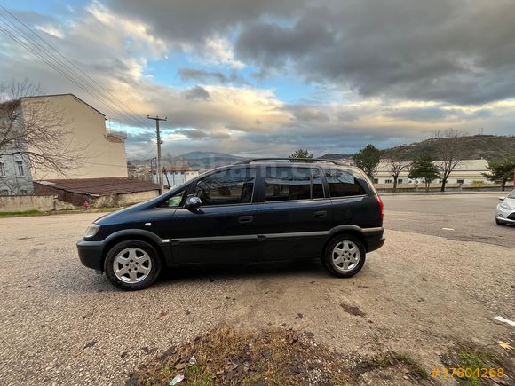 Memurdan Opel Zafira 1.6 Comfort triger 2023 Aralık değişti .