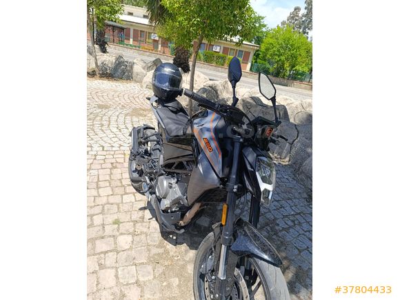 CFmoto 250NK az km