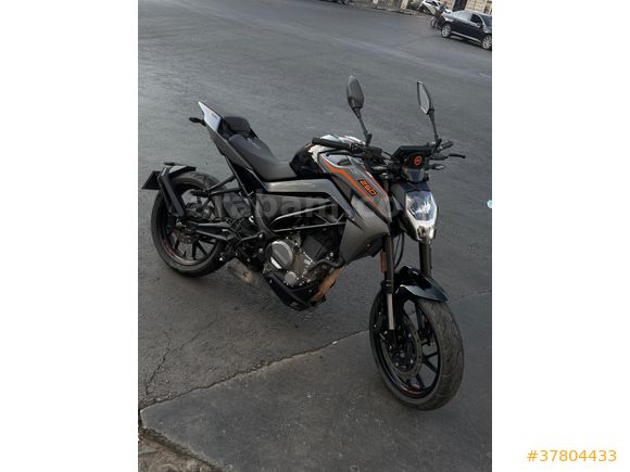 CFmoto 250NK az km