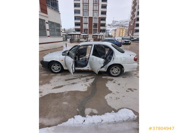 Sahibinden Kia Sephia 1.5 LS 2000 Model  koltuklarda TV sistemi  Android multimedya 1.5 doch motor araba yükseltmek için satıyorum