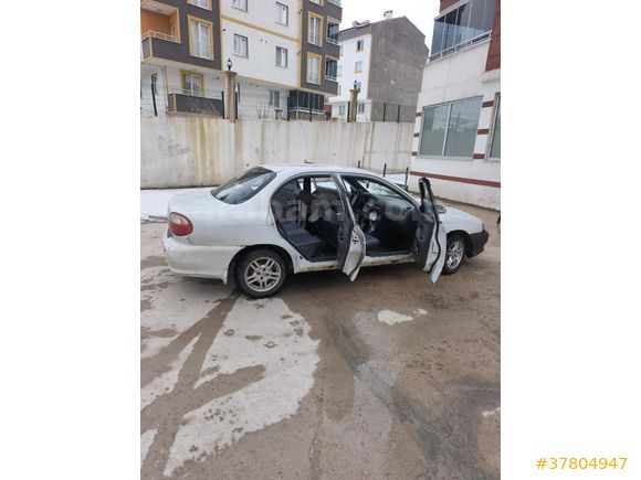 Sahibinden Kia Sephia 1.5 LS 2000 Model  koltuklarda TV sistemi  Android multimedya 1.5 doch motor araba yükseltmek için satıyorum