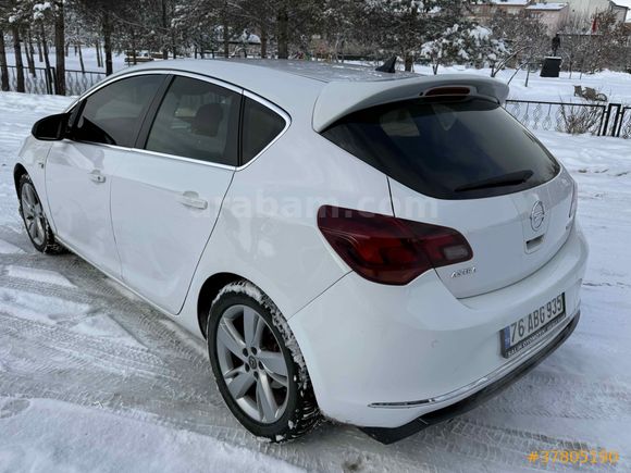 Galeriden Opel Astra 1.4 T Cosmo 2015 Model Kars