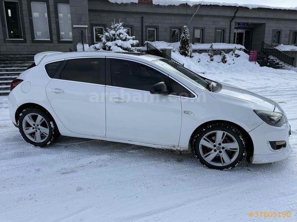 Galeriden Opel Astra 1.4 T Cosmo 2015 Model Kars