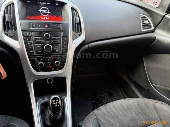 Galeriden Opel Astra 1.4 T Cosmo 2015 Model Kars