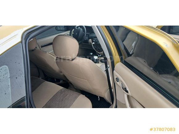 Sahibinden Ford Focus 1.6 Ghia 2000 Model