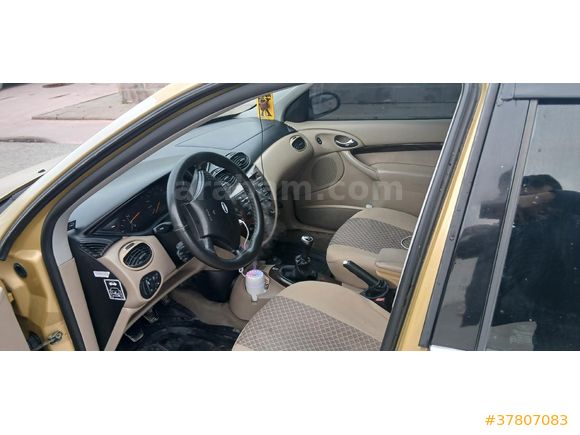 Sahibinden Ford Focus 1.6 Ghia 2000 Model