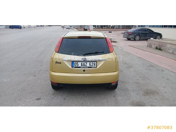 Sahibinden Ford Focus 1.6 Ghia 2000 Model