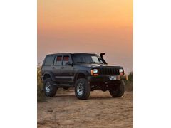 Sahibinden Jeep Cherokee 4.0 1990 Model