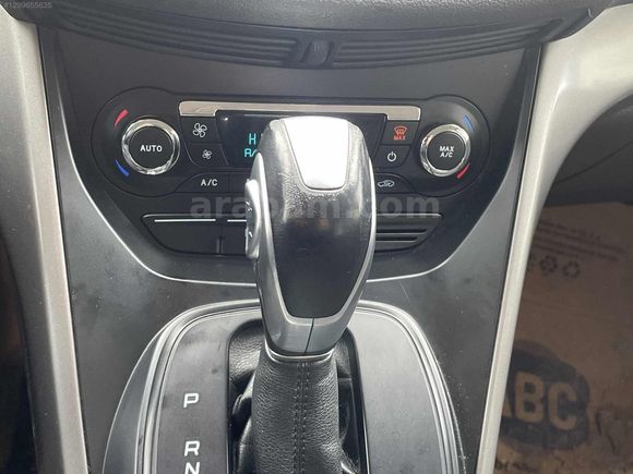 ÇELİK MOTORS DÜŞÜK KM KUGA