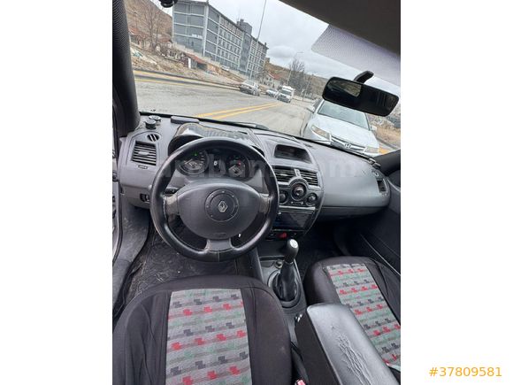 Sahibinden Renault Megane 1.6 Authentique 2005 Model