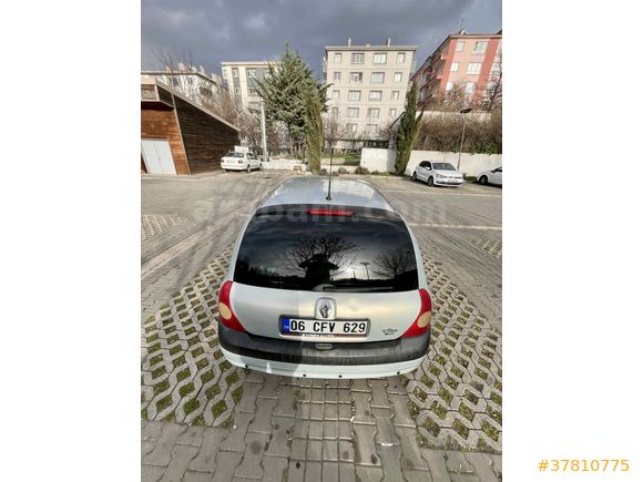 2004 Model Clio 1.2  16  Valf   