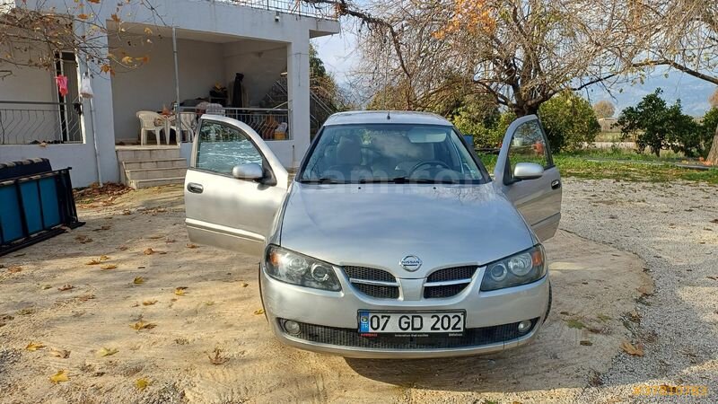 ILK SAHIBINDEN BAKIMLI MOTOR TEK KISI KULLANAN Nissan Almera 1.5 Tekna 2006 Model Antalya 184000 km )