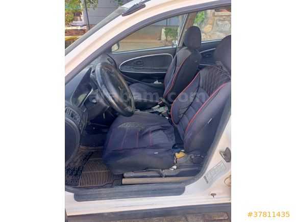 Sahibinden Mitsubishi Carisma 1.6 GLX 2000 Model