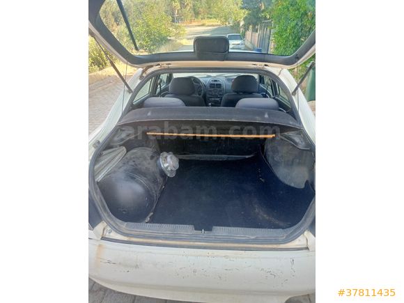 Sahibinden Mitsubishi Carisma 1.6 GLX 2000 Model