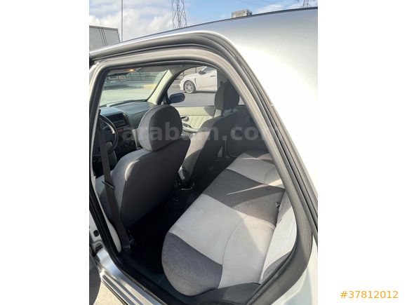 Sahibinden Fiat Albea Sole 1.3 Multijet Dynamic 2009 Model İstanbul 207.280 km Gri (Gümüş)