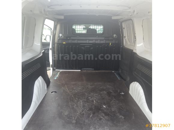 Sahibinden Opel Combo 1.5 CDTI Elegance 2023 Model İstanbul