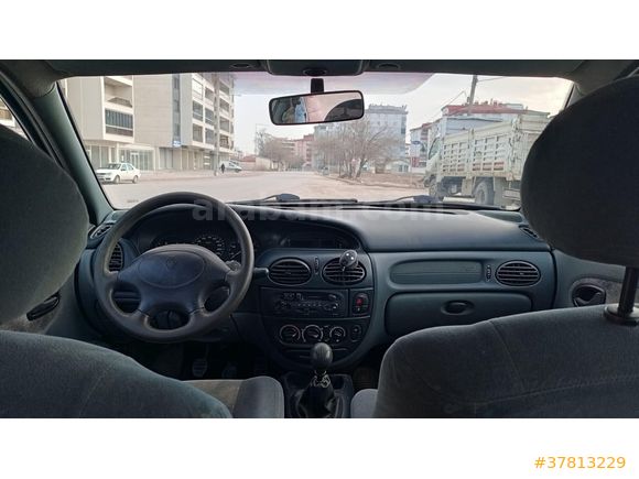 Sahibinden Renault Megane 2.0 RXT 1998 Model