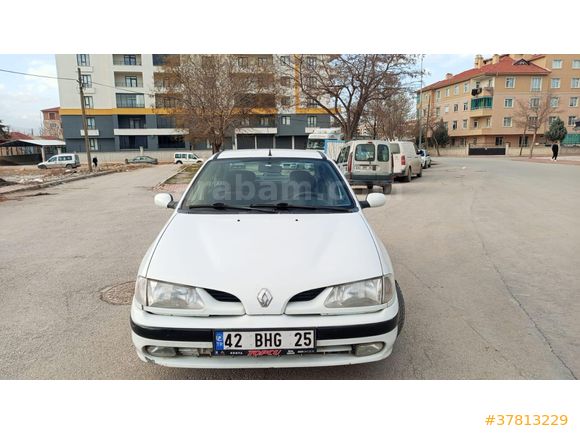 Sahibinden Renault Megane 2.0 RXT 1998 Model
