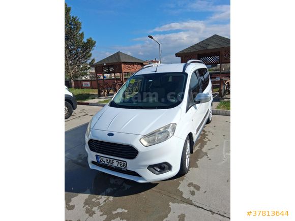 Sahibinden Ford Tourneo Courier 1.5 TDCi Titanium 2018 Model