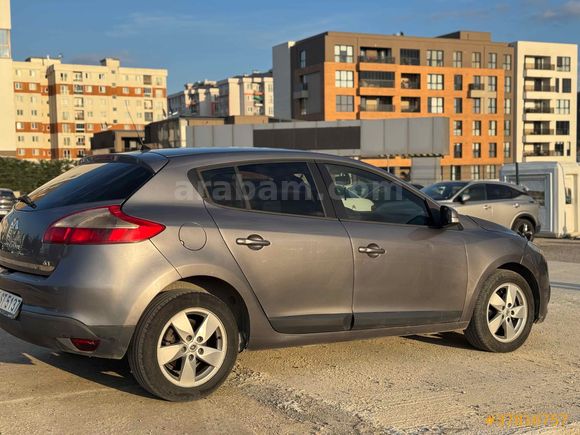 Sahibinden Renault Megane 1.5 dCi Expression 2011 Model 