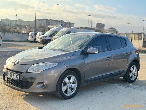 Sahibinden Renault Megane 1.5 dCi Expression 2011 Model 