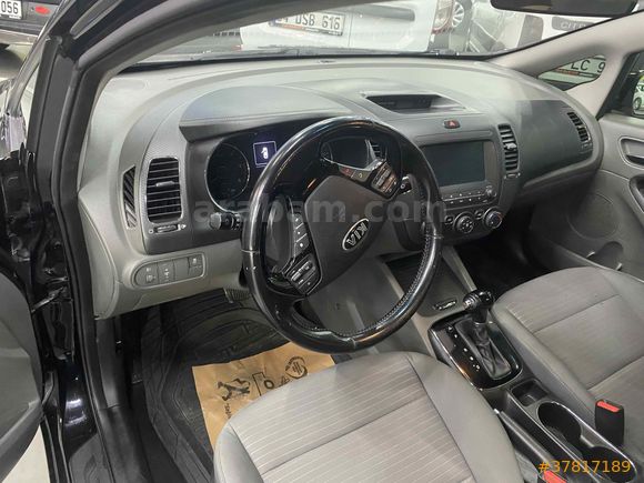 Sahibinden Kia Cerato 1.6 CRDi Prestige 2018 Model  179.000 km Siyah