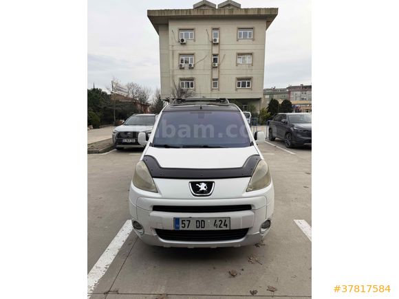 Sahibinden Peugeot Partner 1.6 HDI Zenith 2012 Model  195.000 km Beyaz