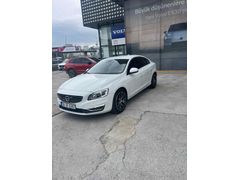 Sahibinden Volvo S60 1.5 T3 Advance 2016 Model  150.000 km Beyaz