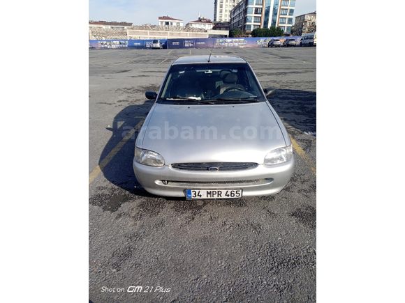 Sahibinden Ford Escort 1.6 Classic 1998Model  152000 km Gri (Gümüş)