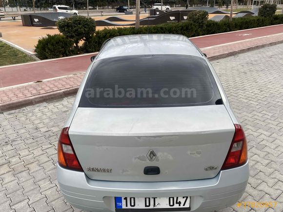 SM OTOMOTİV Renault Clio 1.4 RNA 2000 Model Konya