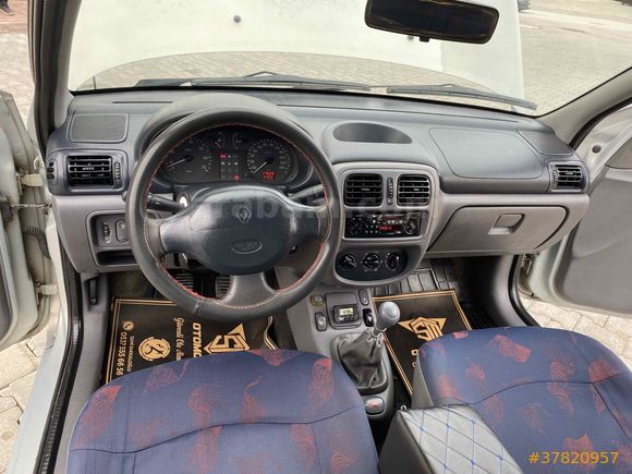 SM OTOMOTİV Renault Clio 1.4 RNA 2000 Model Konya