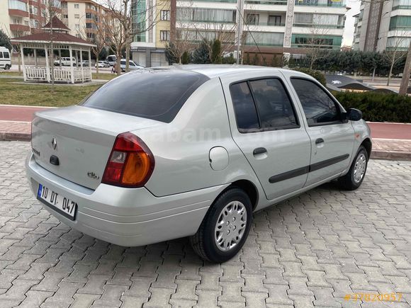 SM OTOMOTİV Renault Clio 1.4 RNA 2000 Model Konya