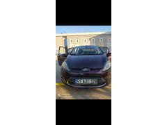 Sahibinden Ford Fiesta 1.4 TDCi Titanium X 2011 Model İzmir 192.000 km Bordo