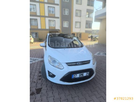 Sahibinden Ford C-Max 1.6 TDCi Titanium X 2014 Model  136.000 km Beyaz