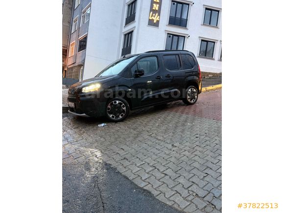 Sahibinden Fiat Doblo Combi 1.5 BlueHDi Premio Plus 2025 Model İstanbul