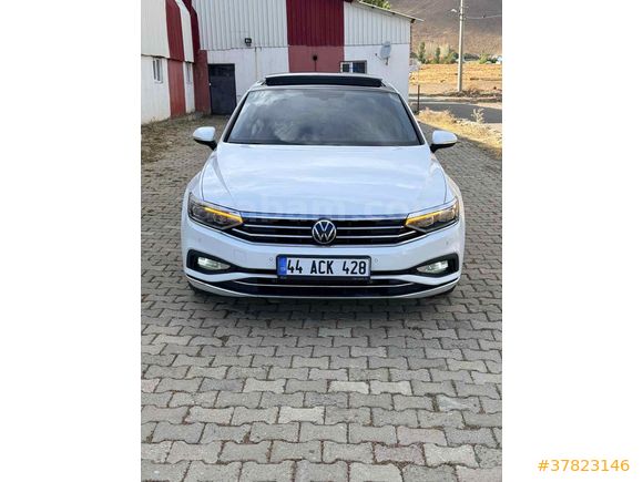 Sahibinden Volkswagen Passat 1.6 TDi BlueMotion Elegance 2020 Model  105.000 km Beyaz